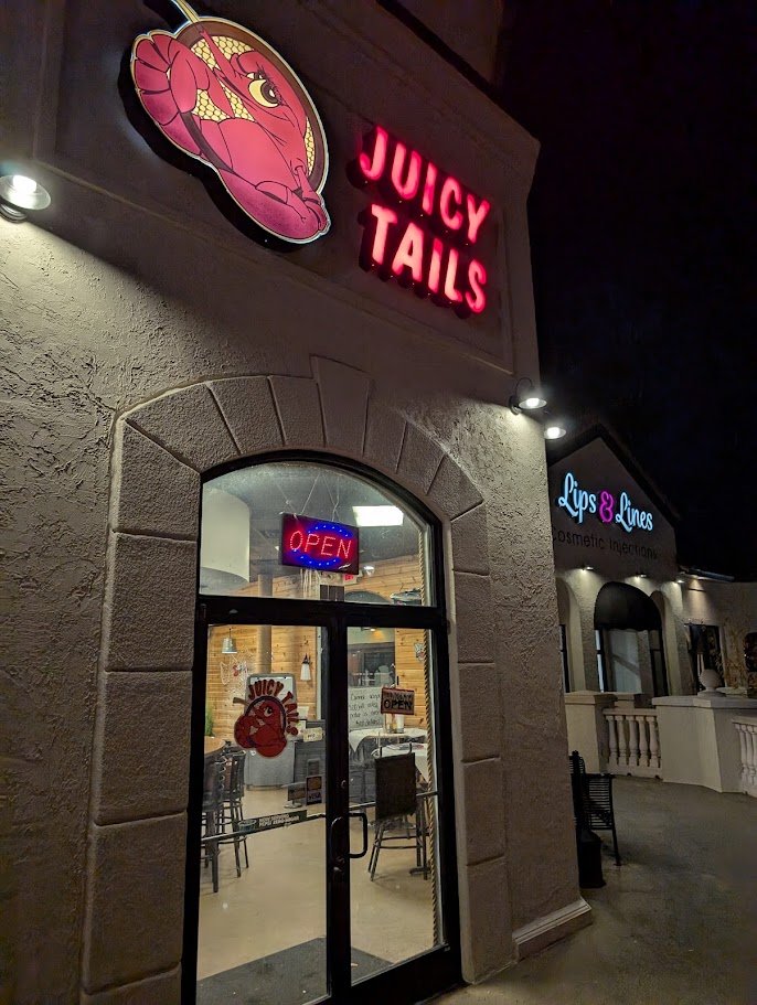 Restaurant exterior at Fayetteville shopping center.