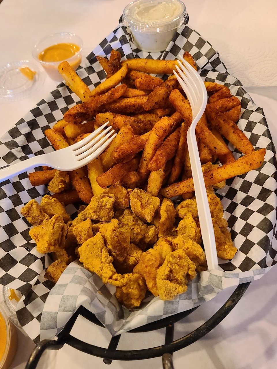 Fried Gator Bites and Seasoned Fries